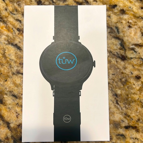 TUW by Dzyne smartwatch. iOS and android compatible. - Picture 2 of 5